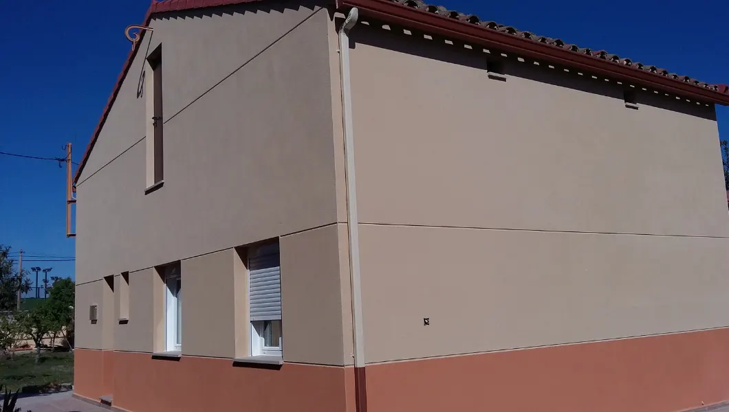 Revestiment monocapa de façana a Lleida — 11