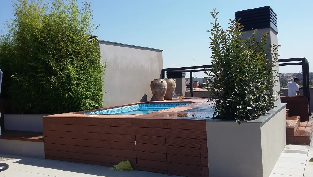 Piscina en terrassa a Lleida — 10