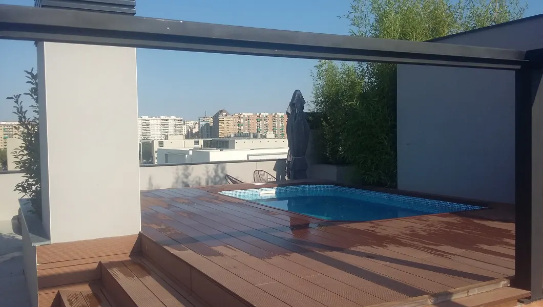 Piscina en terrassa a Lleida — 2