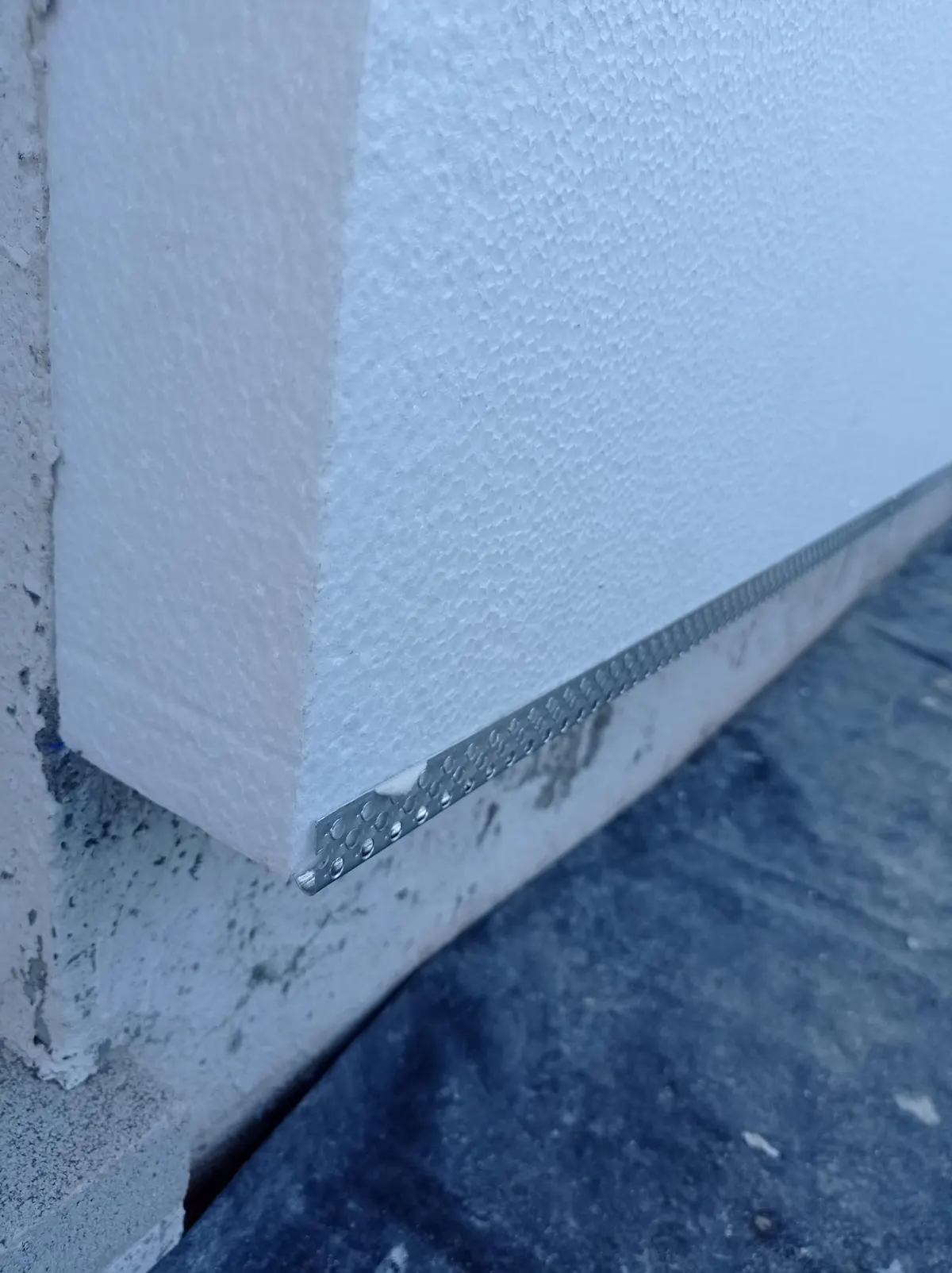 Aïllament tèrmic exterior SATE a Lleida — 17